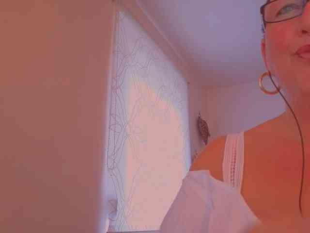 Connyat99 webcam