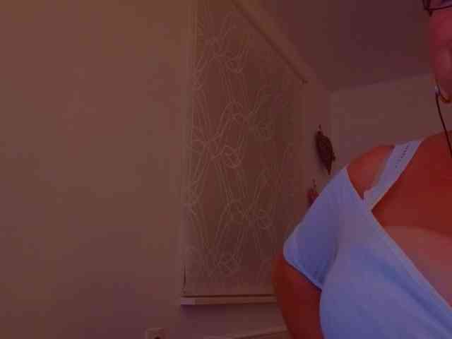 Connyat99 webcam