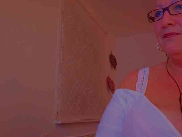 Connyat99 webcam