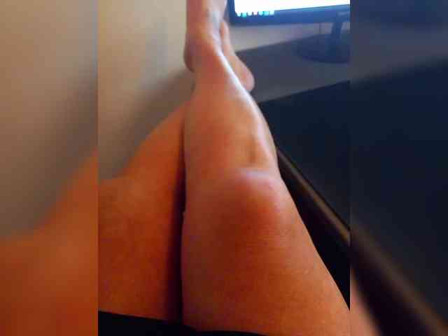 Connyat99 webcam