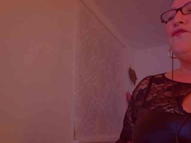 Connyat99 webcam