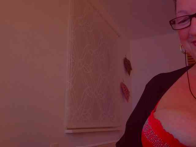 Connyat99 webcam