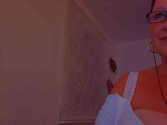 Connyat99 webcam