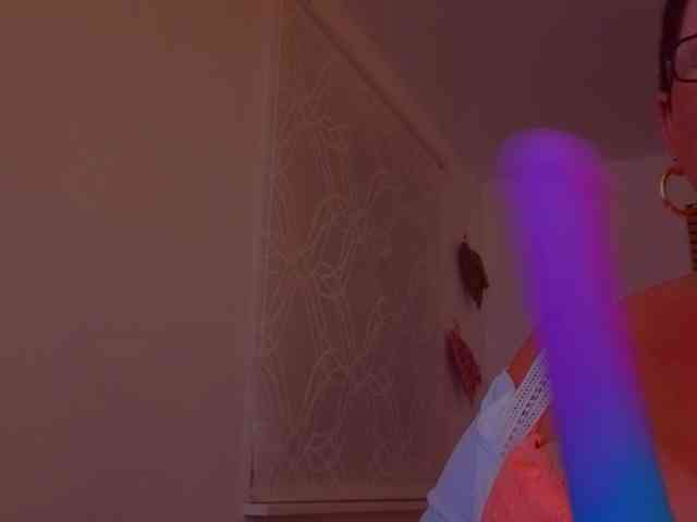 Модель: Connyat99