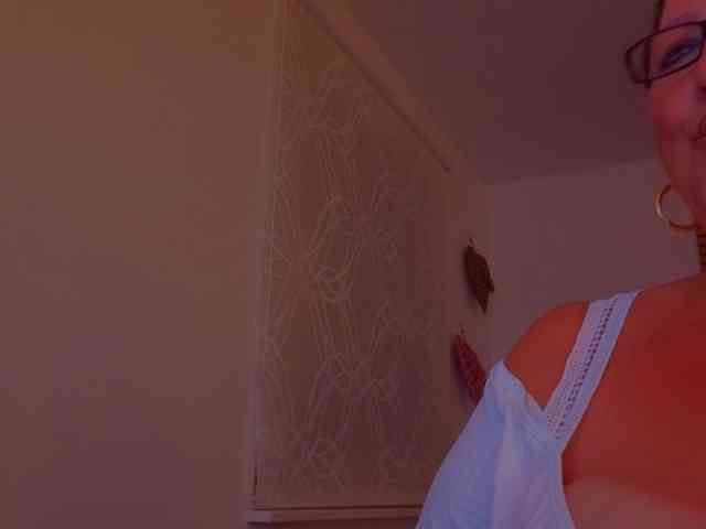 Connyat99 webcam