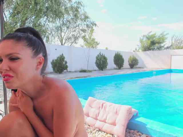 MissKarlaS webcam