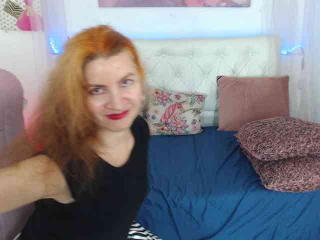 alicemiller13 webcam