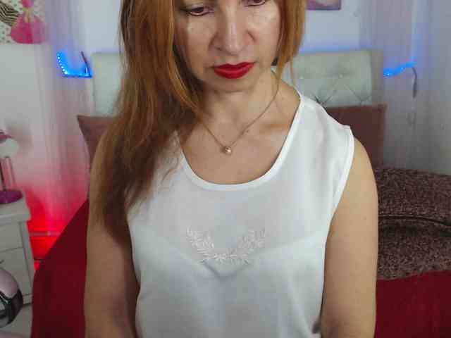 alicemiller13 webcam