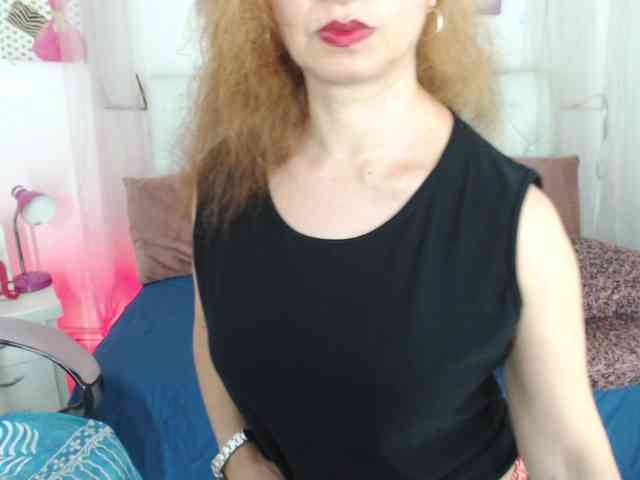 alicemiller13 webcam