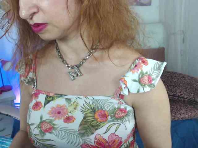 alicemiller13 webcam