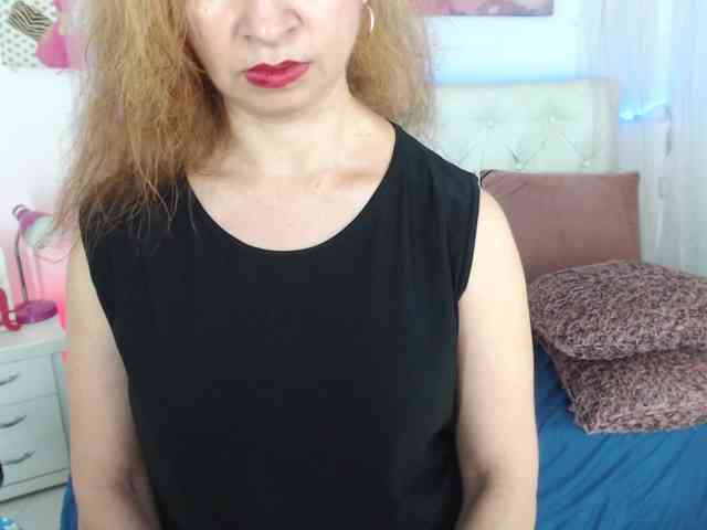 alicemiller13 webcam