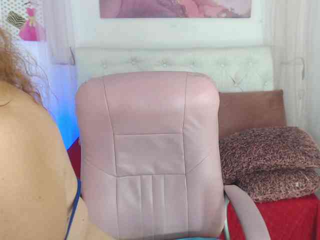 alicemiller13 webcam