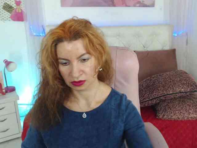 alicemiller13 webcam