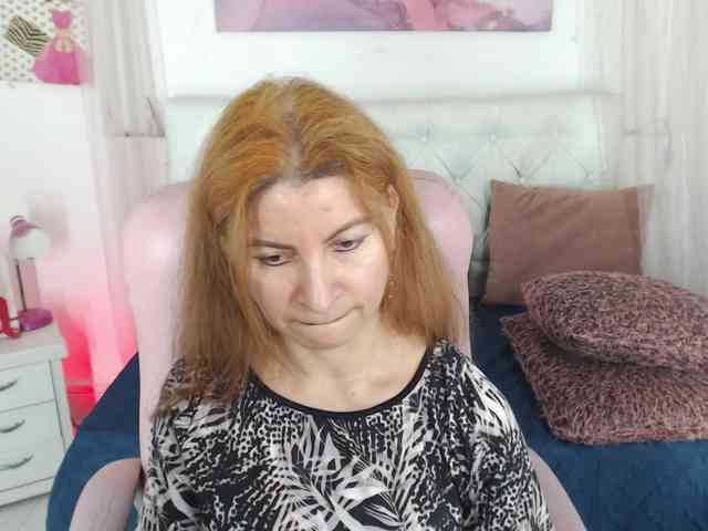 alicemiller13 webcam