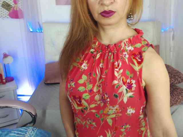 alicemiller13 webcam