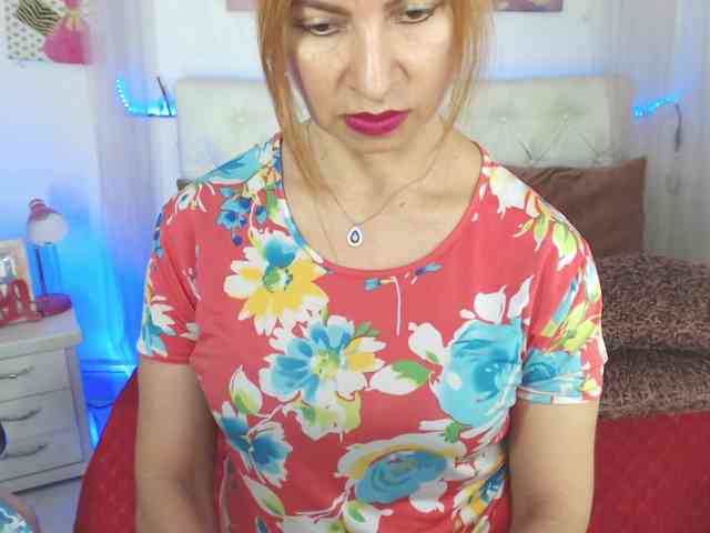 alicemiller13 webcam