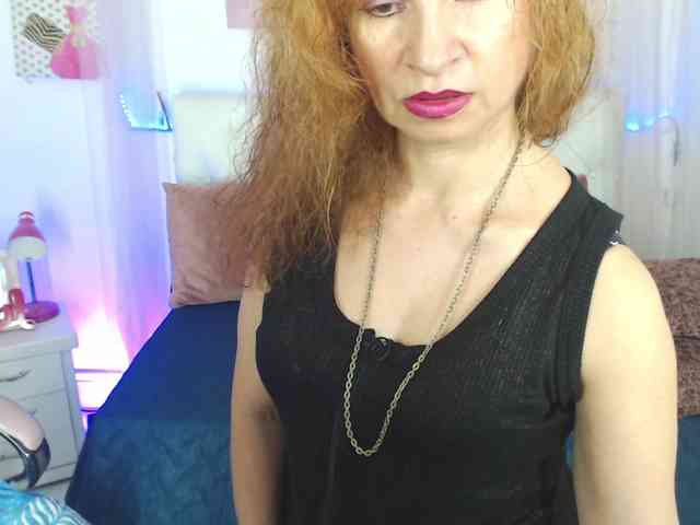alicemiller13 webcam