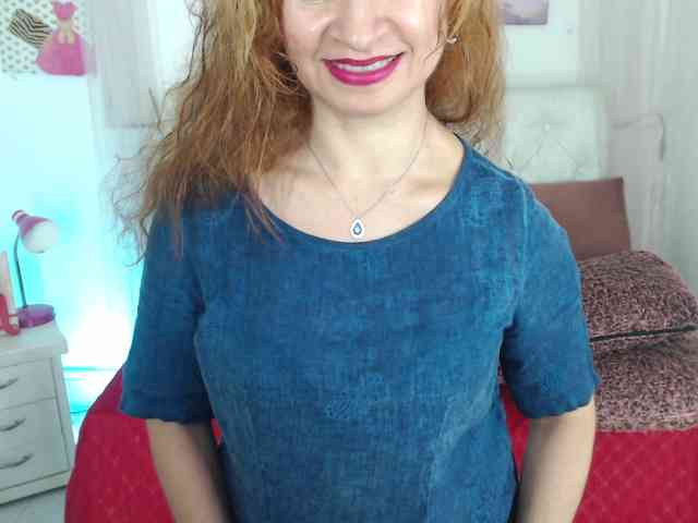 alicemiller13 webcam
