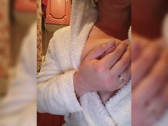 LikaBest from BongaCams