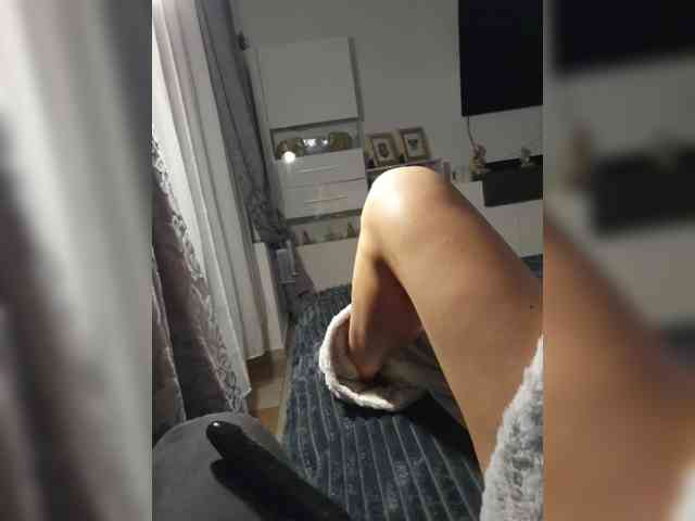 Jasmin-Style Live Webcam on BongaCams