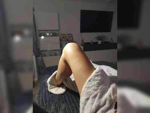 Jasmin-Style Live Webcam on BongaCams