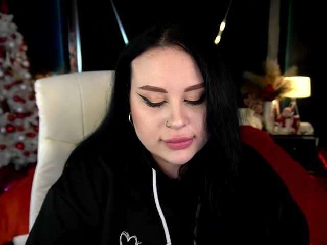 PollyMur's BongaCams show and profile