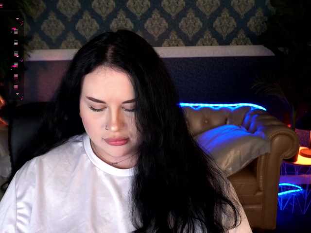 PollyMur's BongaCams show and profile