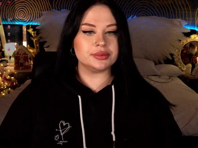 PollyMur's BongaCams show and profile