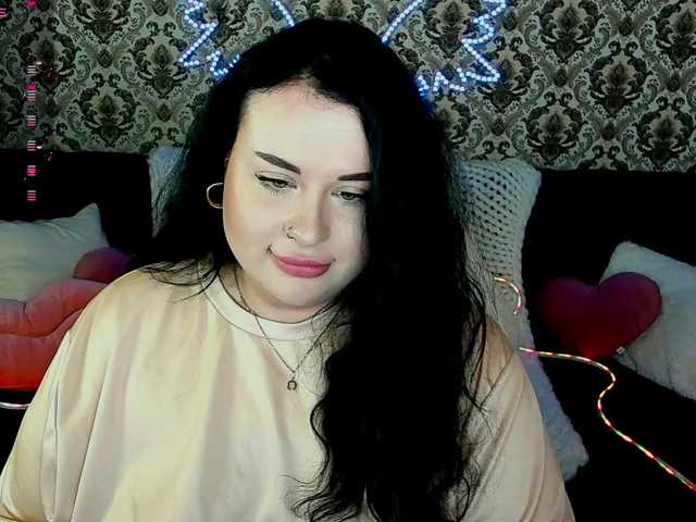 PollyMur's BongaCams show and profile