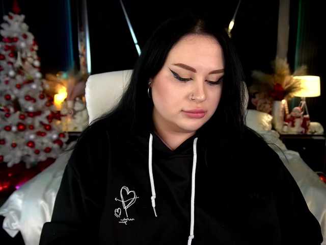 PollyMur's BongaCams show and profile