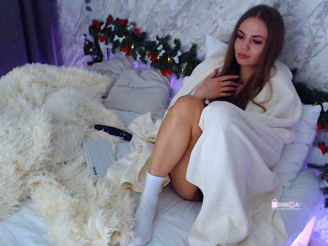 --Anya--'s BongaCams show and profile