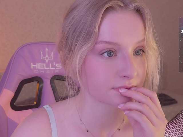 porcelain_doll