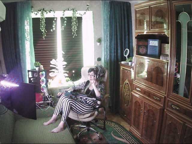 Margarita33's BongaCams show and profile