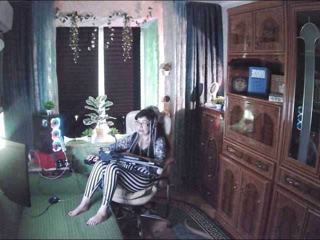 Margarita33's BongaCams show and profile