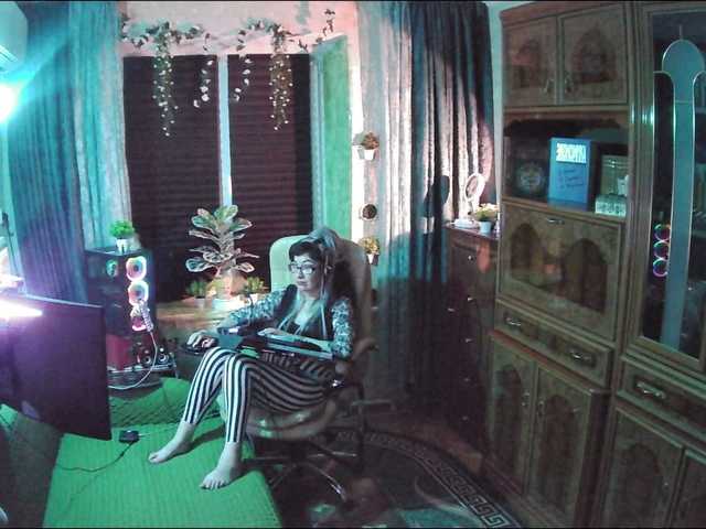 Margarita33's BongaCams show and profile