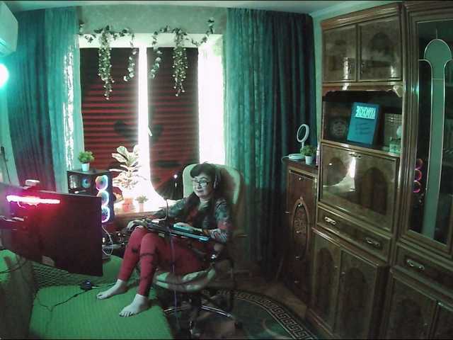 Margarita33's BongaCams show and profile