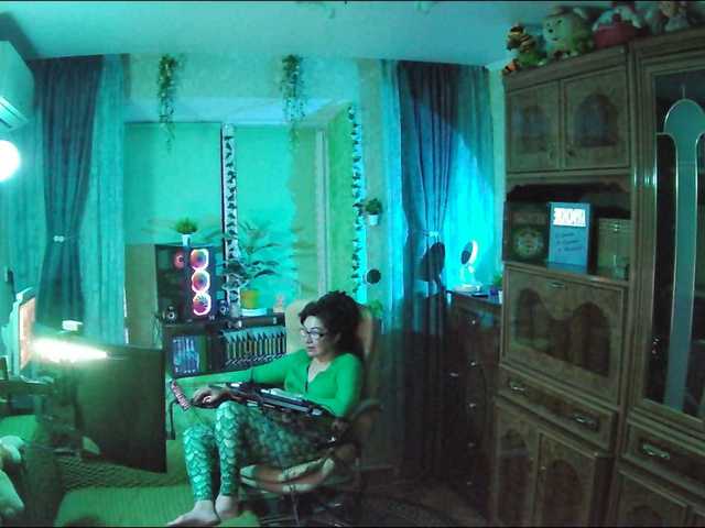 Margarita33's BongaCams show and profile