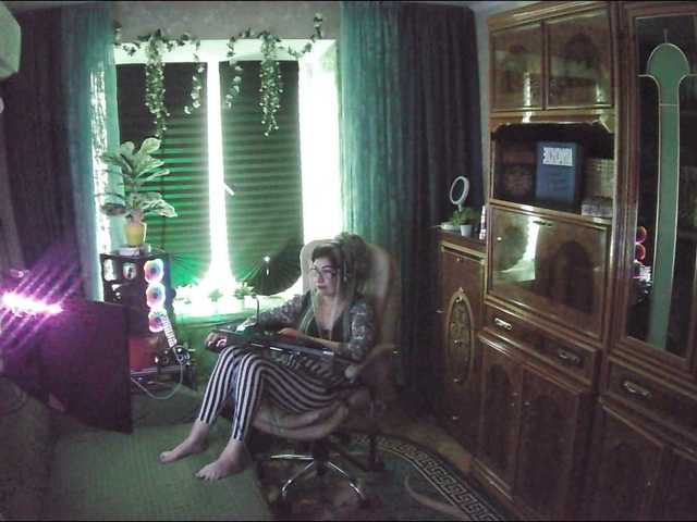 Margarita33's BongaCams show and profile