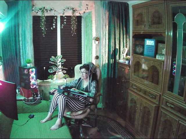 Margarita33's BongaCams show and profile