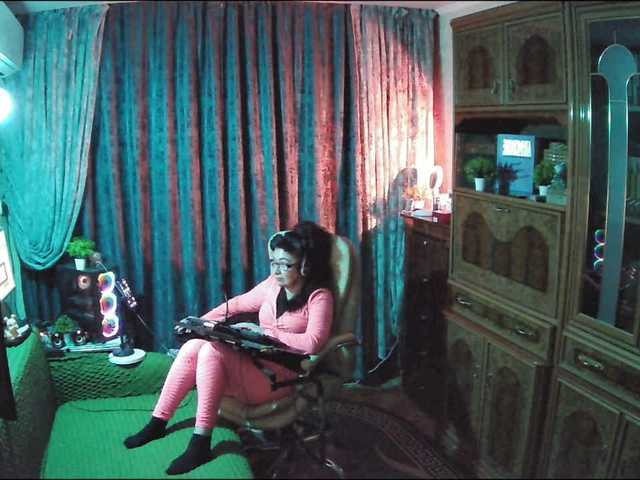 Margarita33's BongaCams show and profile