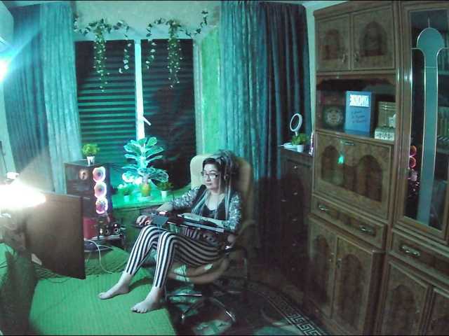 Margarita33's BongaCams show and profile