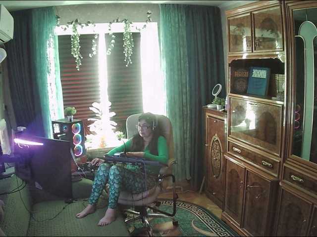 Margarita33's BongaCams show and profile