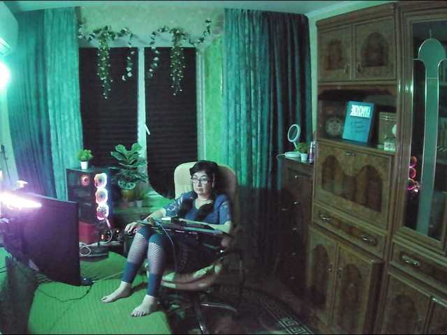 Margarita33's BongaCams show and profile