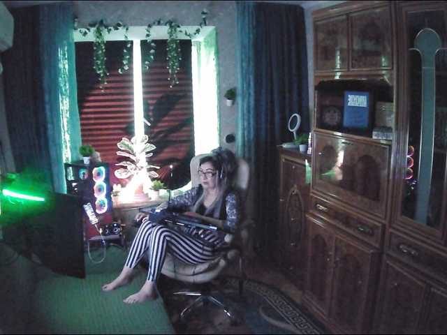 Margarita33's BongaCams show and profile