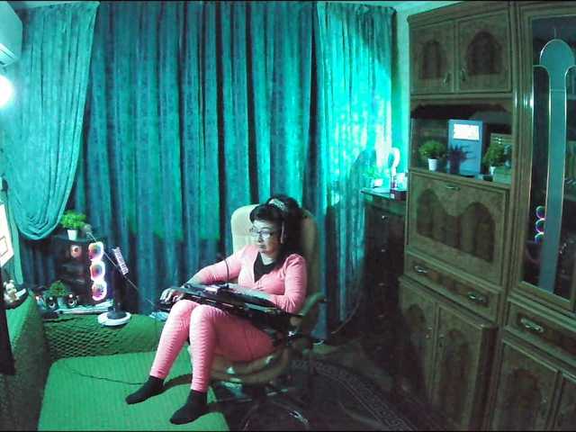 Margarita33's BongaCams show and profile