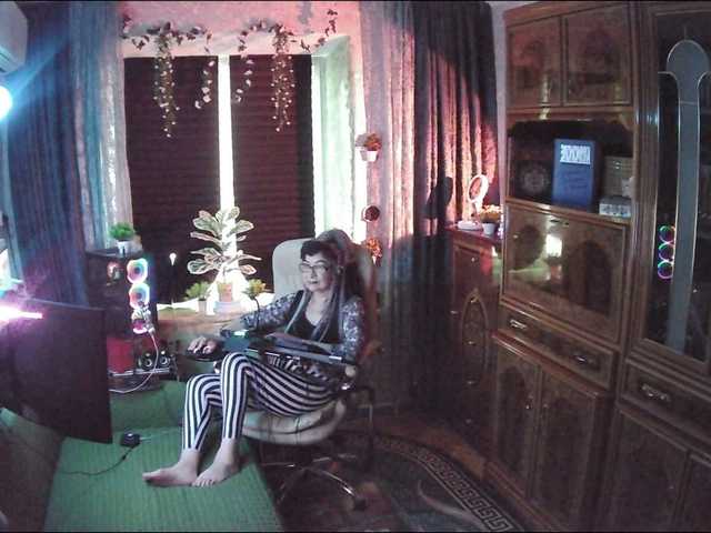 Margarita33's BongaCams show and profile