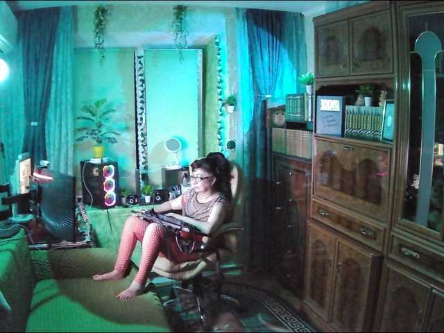 Margarita33's BongaCams show and profile