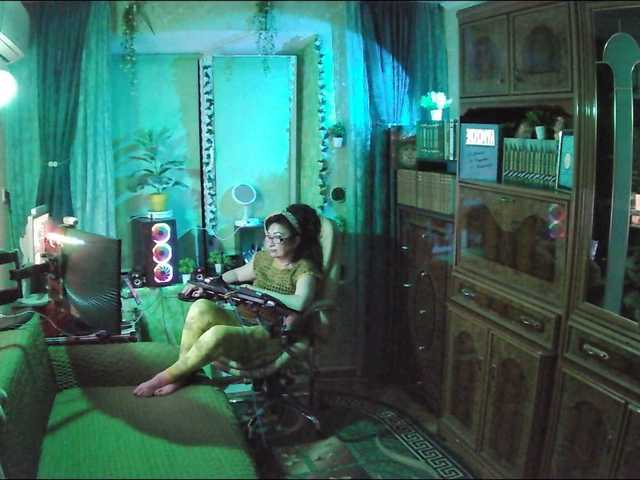 Margarita33's BongaCams show and profile