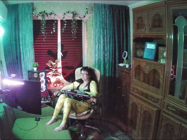 Margarita33's BongaCams show and profile