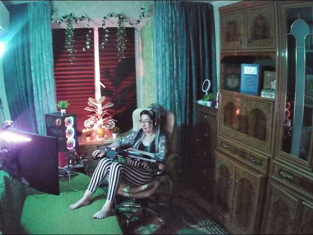 Margarita33's BongaCams show and profile